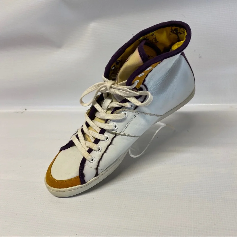 True Religion Hi Top Style Sneakers women’s sz 10